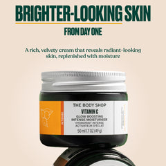 The Body Shop vitamine C lueur, application visage: routine hydratante.