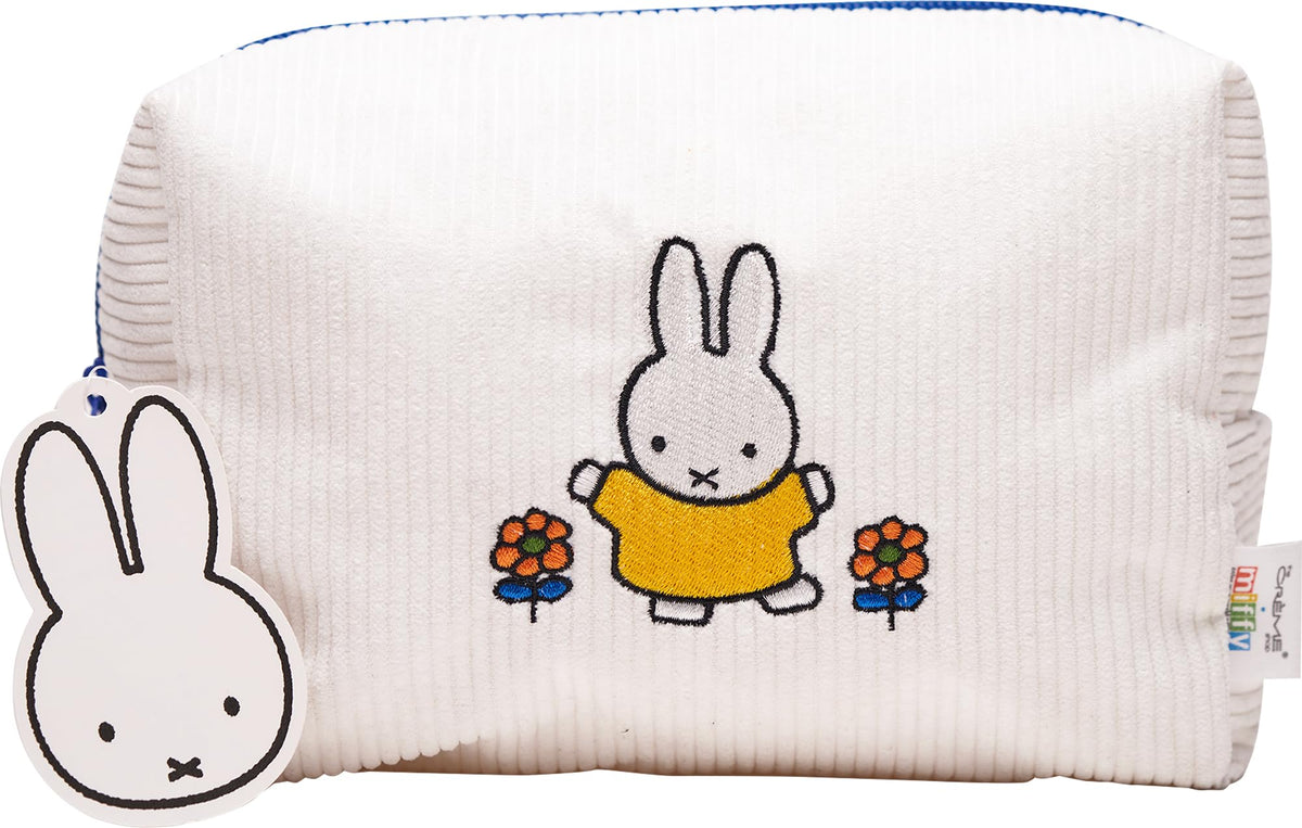 The Crème Shop x Miffy sac-maquillage voyage design avant, pratique pour organiser vos essentiels.