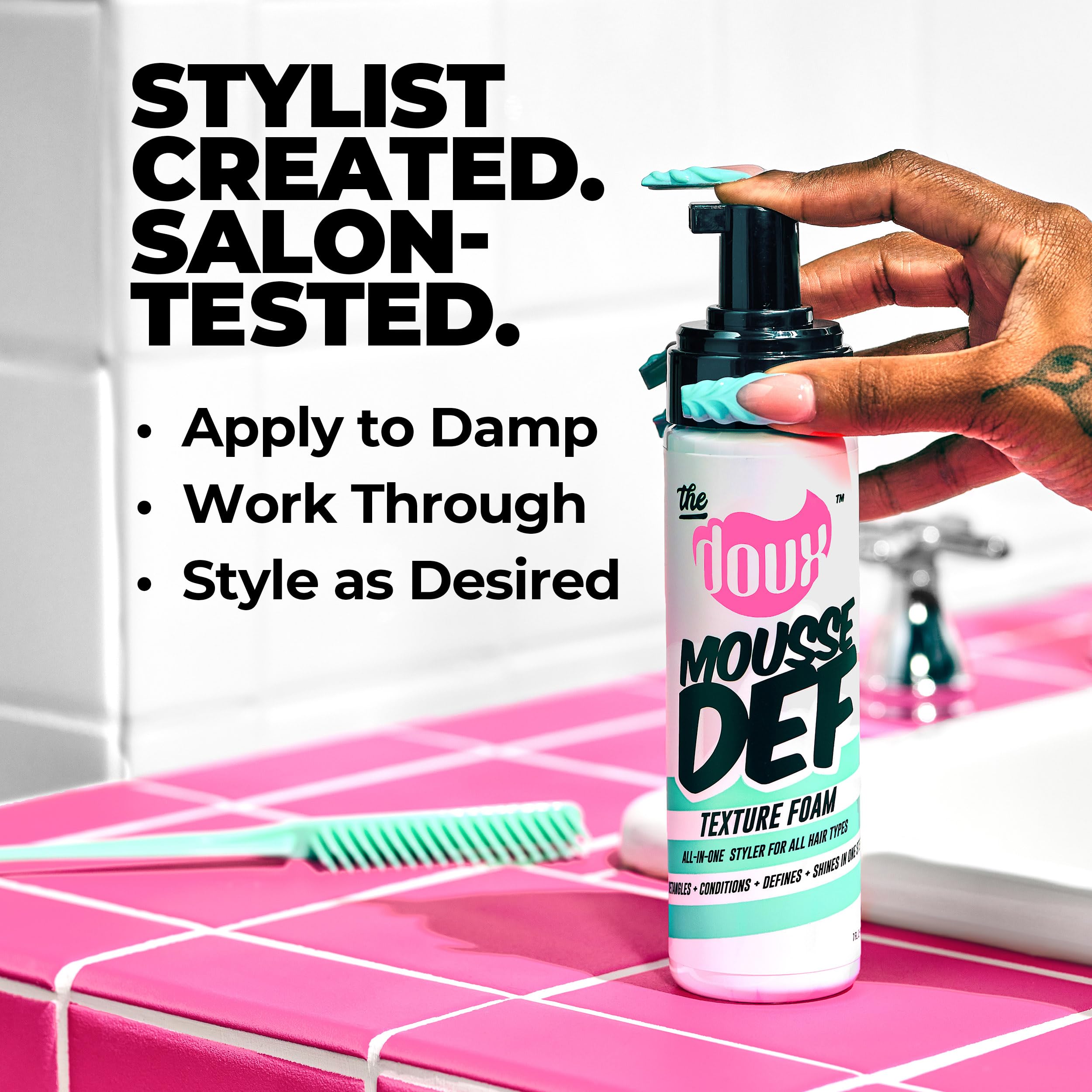 The Doux Mousse Multi-Usage, protéines de soie et aloé hydratants pour les boucles.