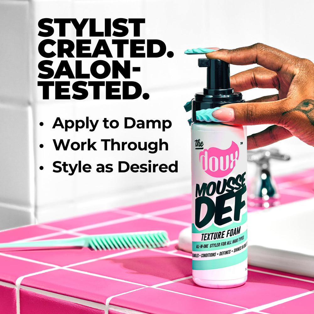 The Doux Mousse Multi-Usage, protéines de soie et aloé hydratants pour les boucles.
