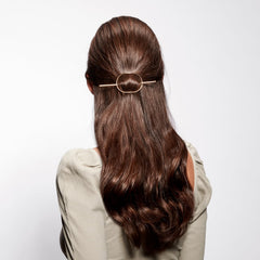 The Hair Edit Hoop & Pin : barrette-usage-quotidien, accessoire rapide et discret.