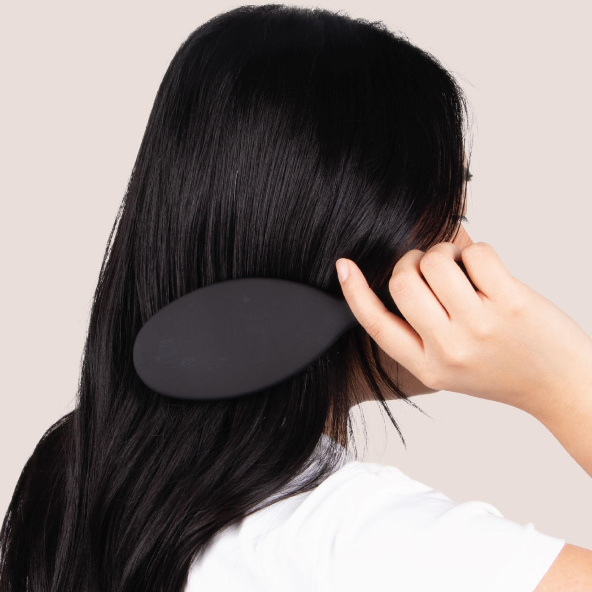 The Hair Shop brosse detanglement pour cheveux secs démêle sans casse.