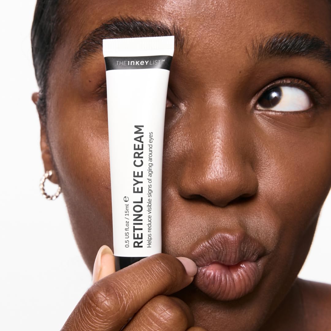 The INKEY List Retinol Eye Cream, convient à tous les types de peau et peut s’intégrer à votre routine.