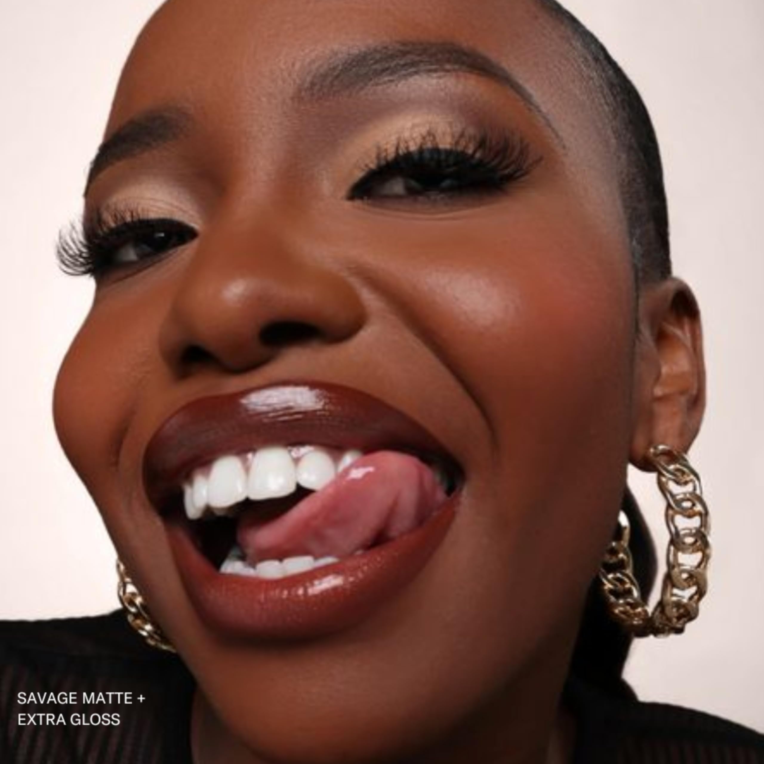 Brillance haute optionnelle avec The Lip Bar pour un éclat contrôlé
