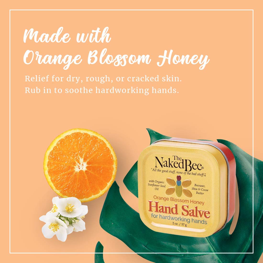 The Naked Bee - application du baume sur les mains pour douceur durable.