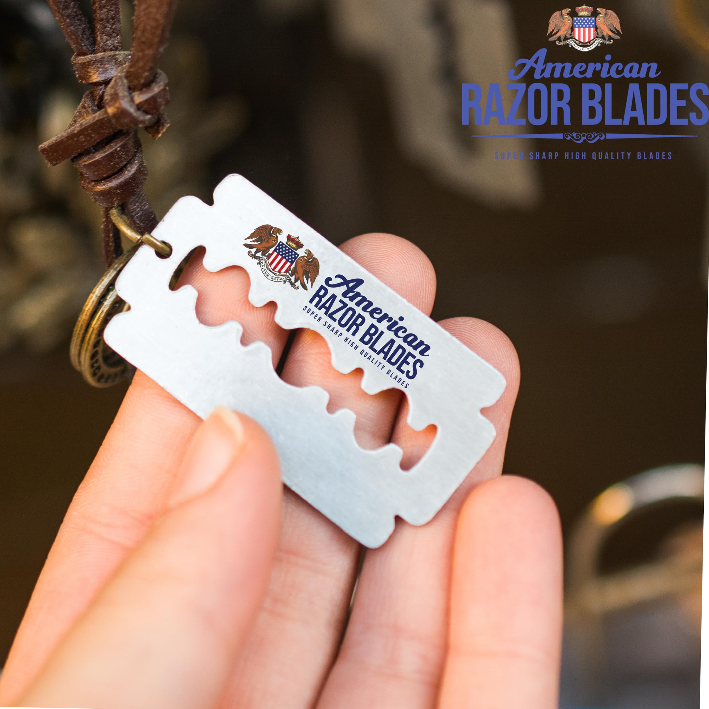 Compatibilité avec rasoirs traditionnels The Shave Factory pour une polyvalence.