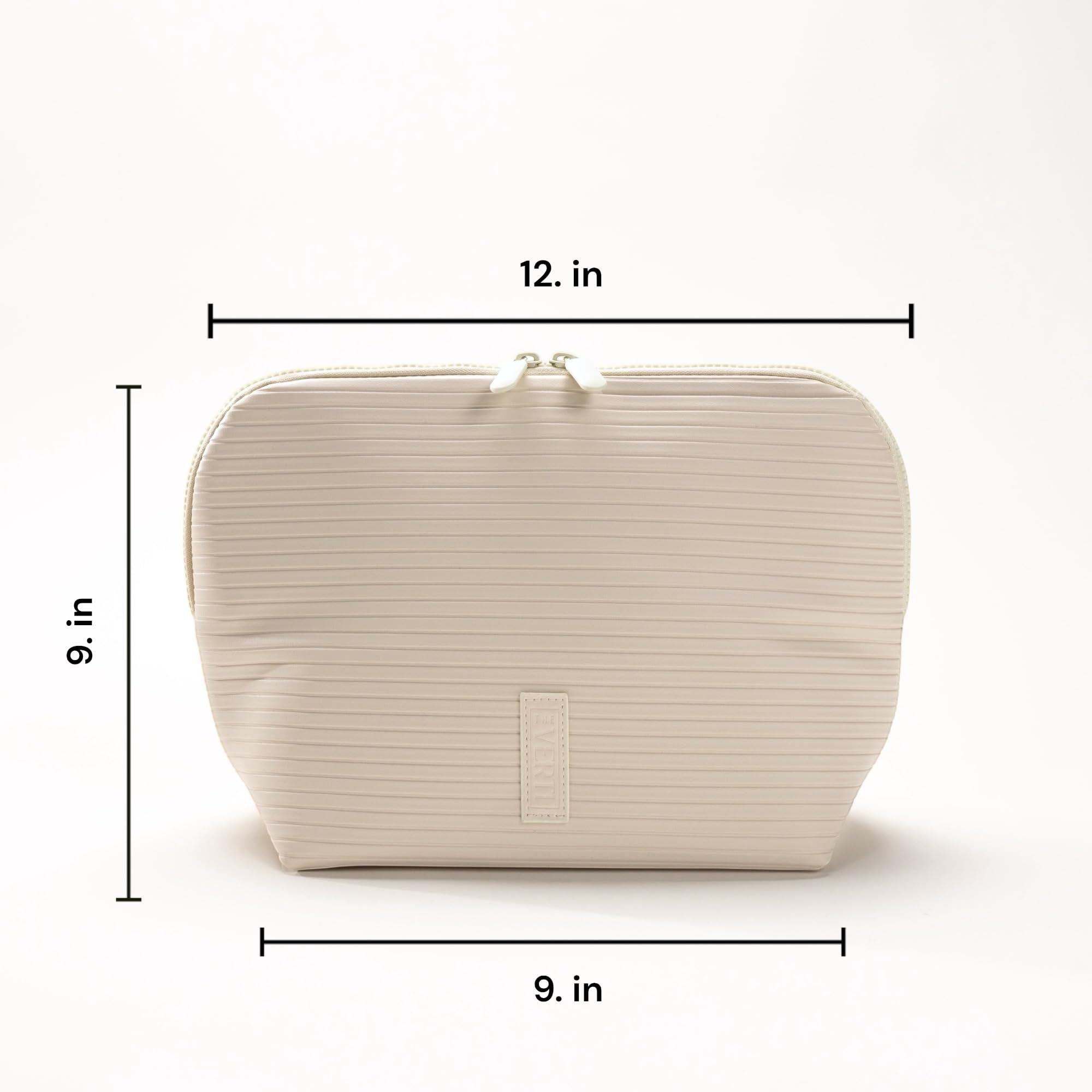 THE VERTI materiau imperméable protège maquillage et soins en déplacement.