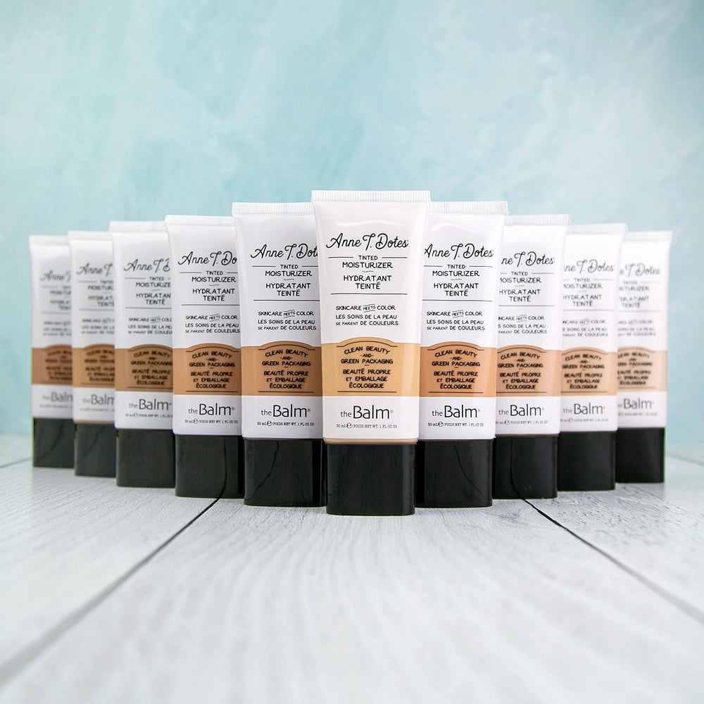 theBalm Anne T. Dotes Fini Subtil – éclat discret et naturel