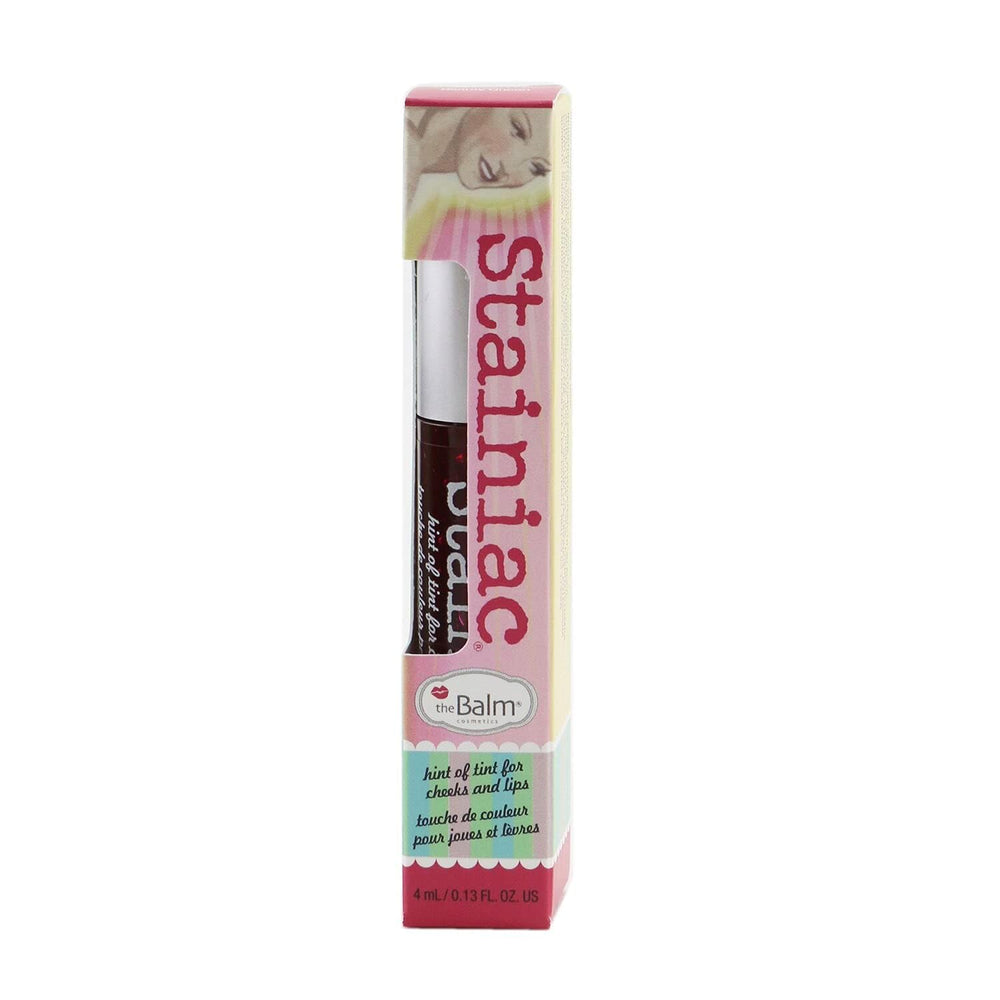 theBalm Stainiac Beauty Queen en application fluide pour lèvres et joues.