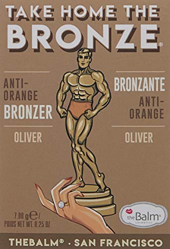 thebalm Oliver échantillon sur le visage – bronzer polyvalent.