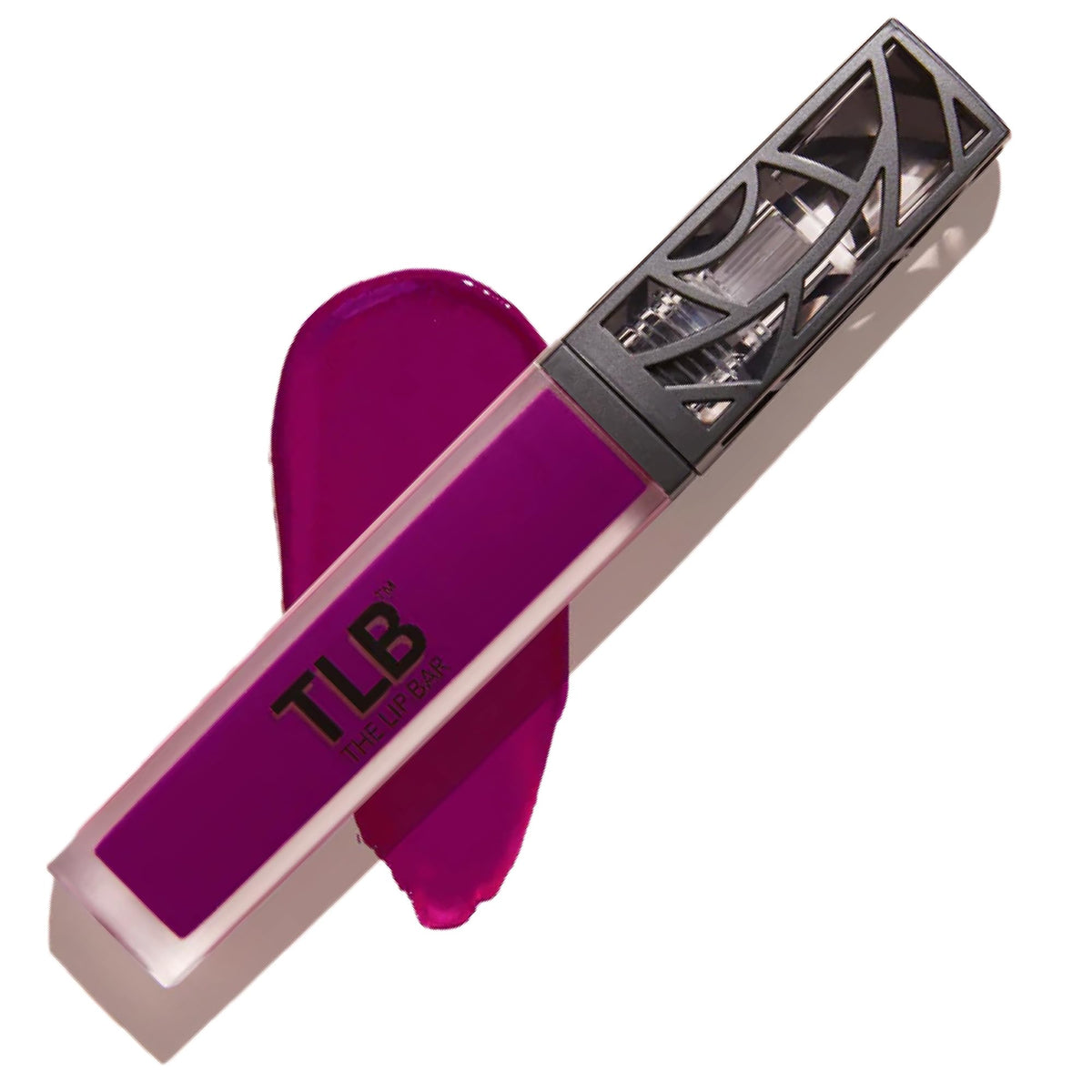 The Lip Bar Prima Donna - pose rouge fuchsia mat avec couleur vive et tenue.
