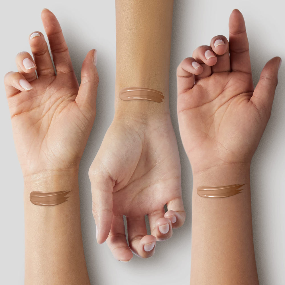 THESAEM Cover Perfection Tip Concealer application précise pour contouring ciblé.