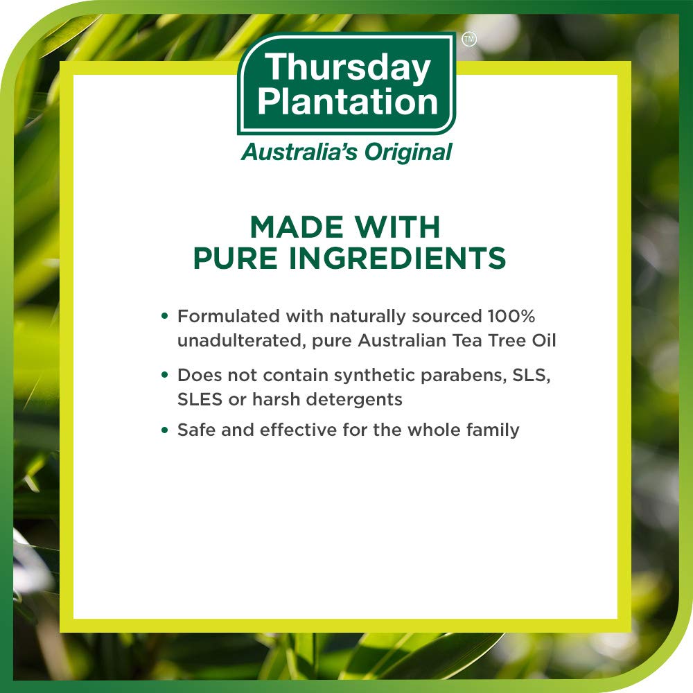 Application main de la crème Thursday Plantation, soulagement doux des petites plaies