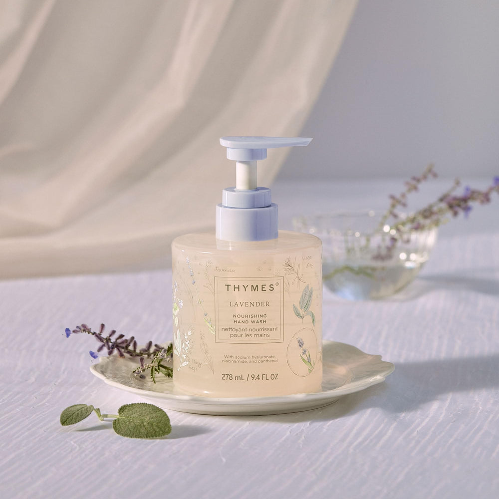 Thymes Nourrissant Mains – bouteille en verre bois de rose chaud, ambiance chaleureuse