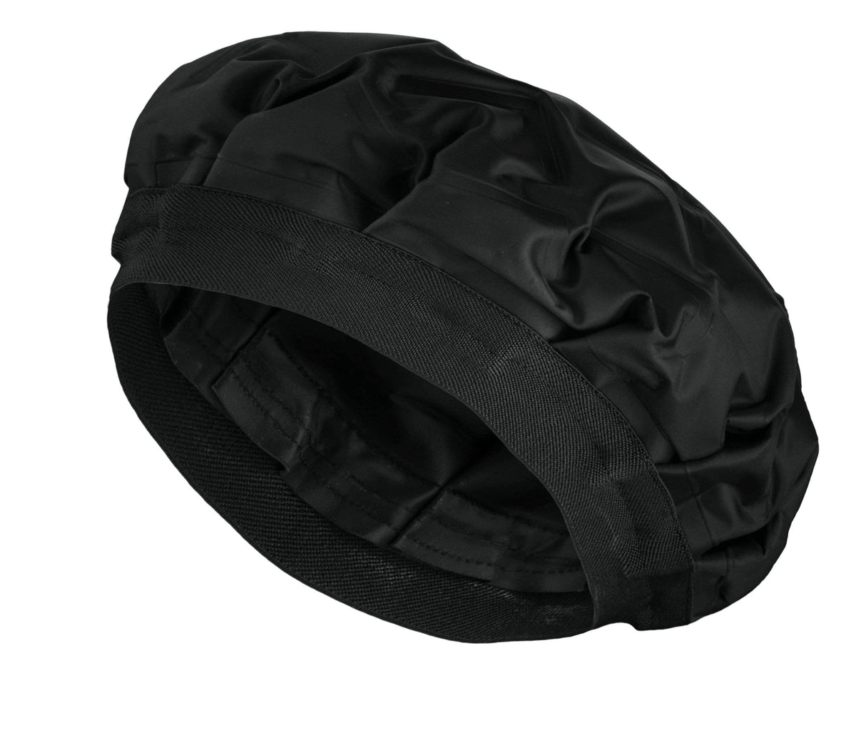 Casque chauffant sans fil Tifara Beauty utilisé à domicile pour des soins capillaires relaxants.