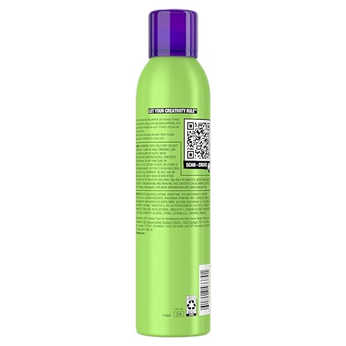 Texture riche de Foxy Curls Mousse pour définir les boucles durablement.