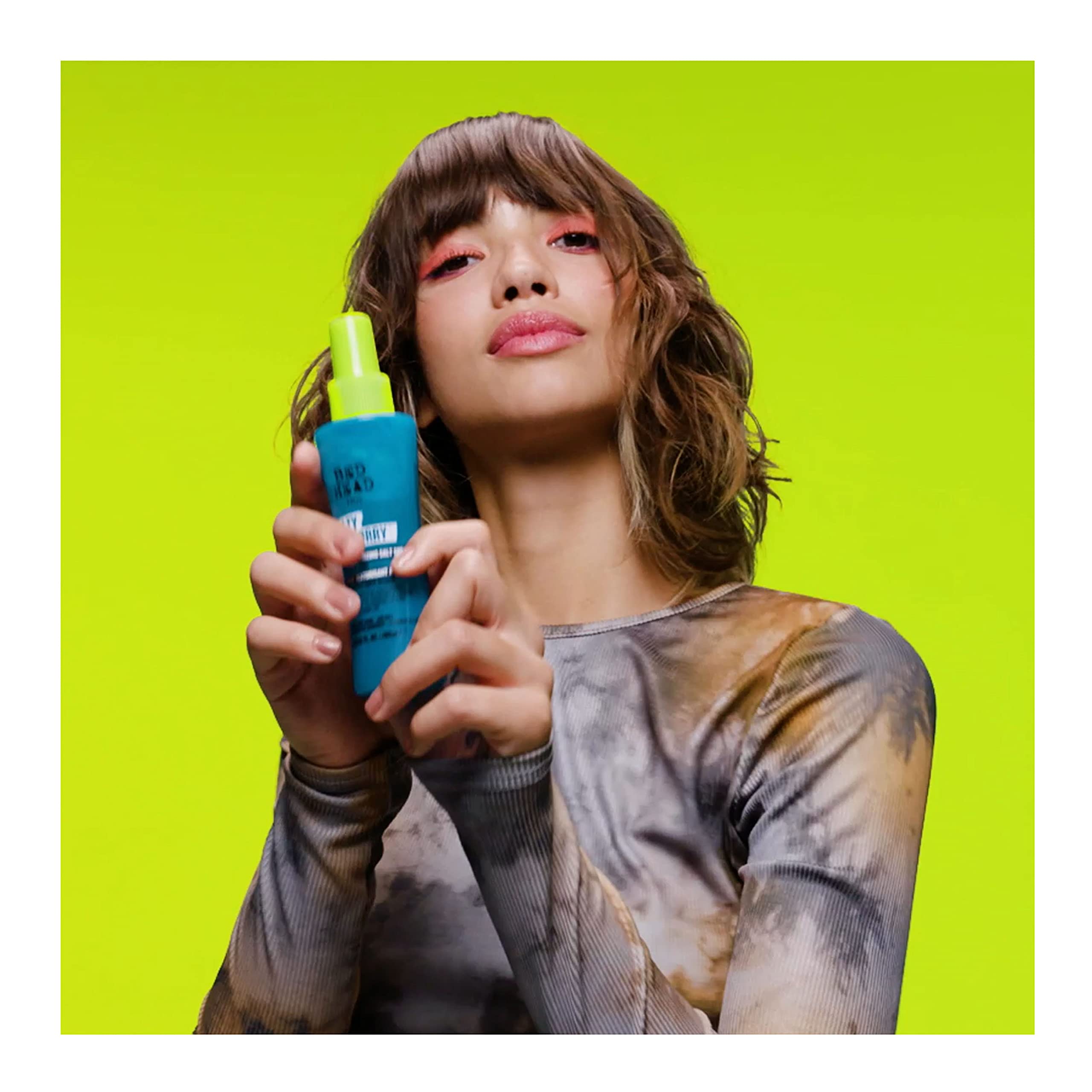Bed Head Salty Not Sorry – prise flexible idéale pour varier le style