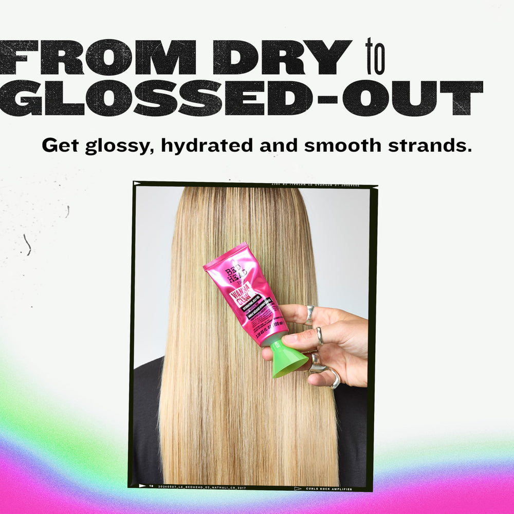 TIGI Bed Head Wanna Glow douceur cheveux révèle un fini velouté.