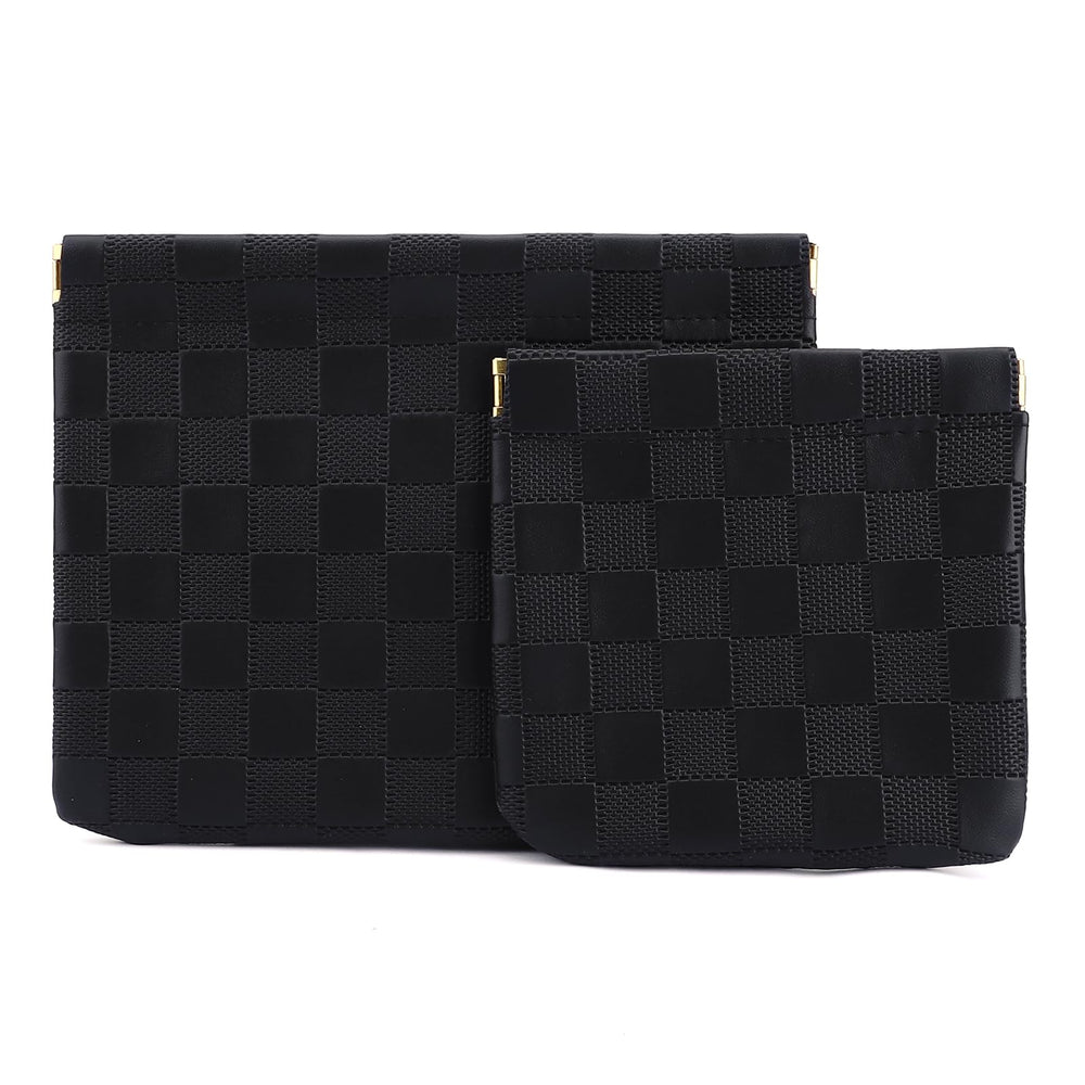 Pochette Tiltol maquillage petite noire à carreaux, compacte et organisée.