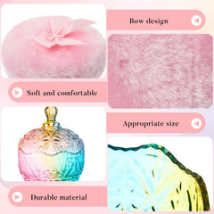 Poufs Tioncy en velours doux offrent douceur et application homogène.