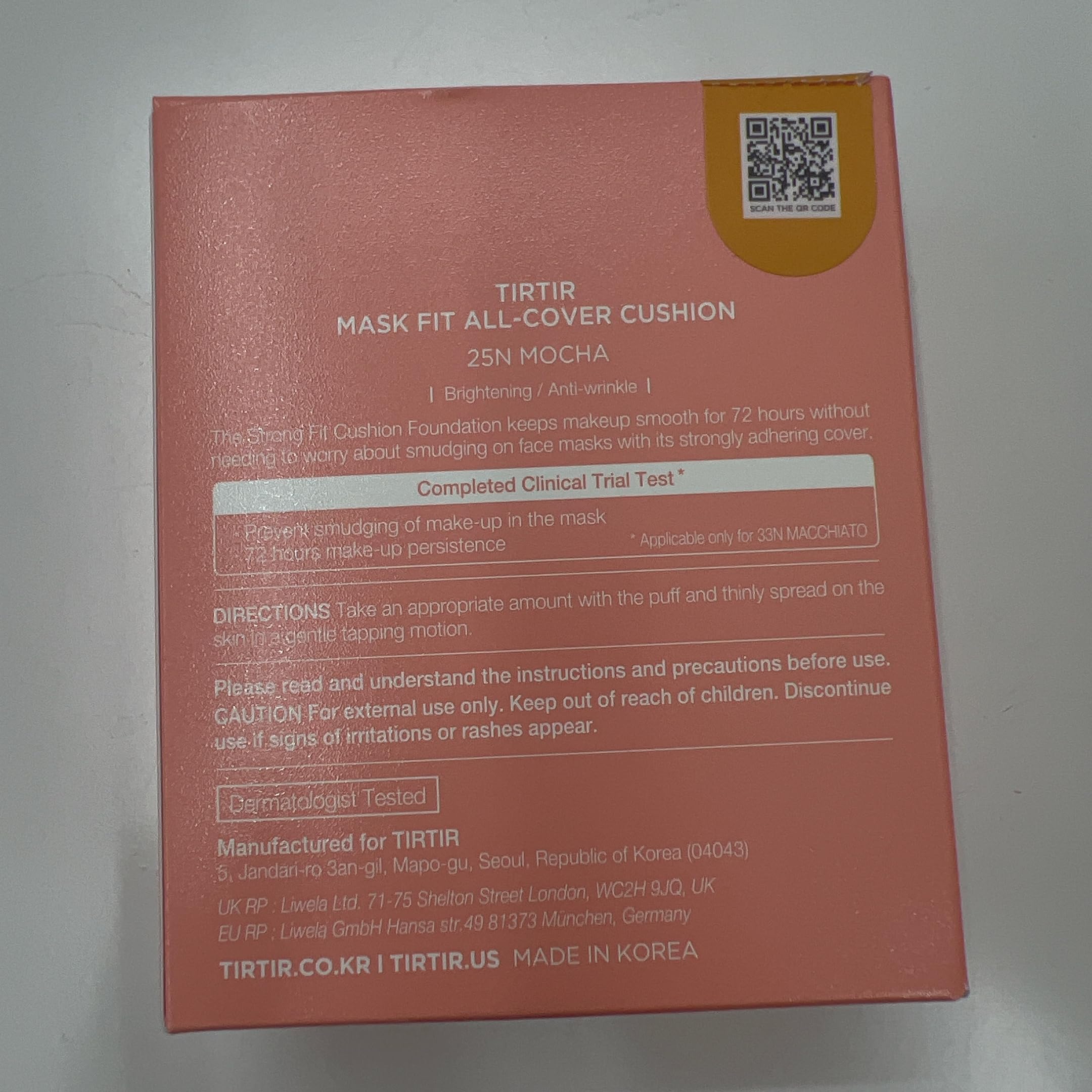 Surface mate TIRTIR – fini poudré sans brillance.