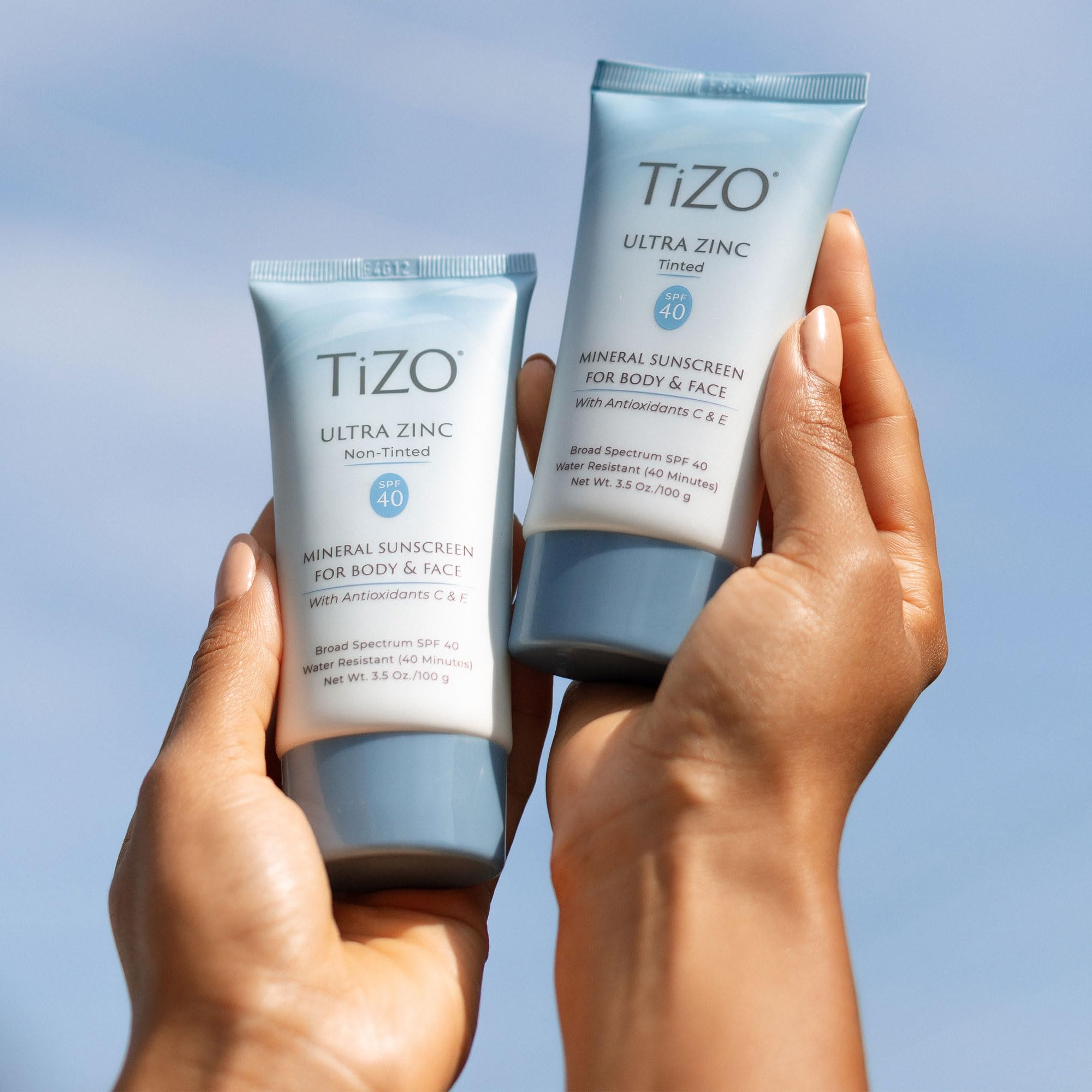TIZO Ultra Zinc Écran Solaire test de teinte: échantillon révélant l'uniformité.