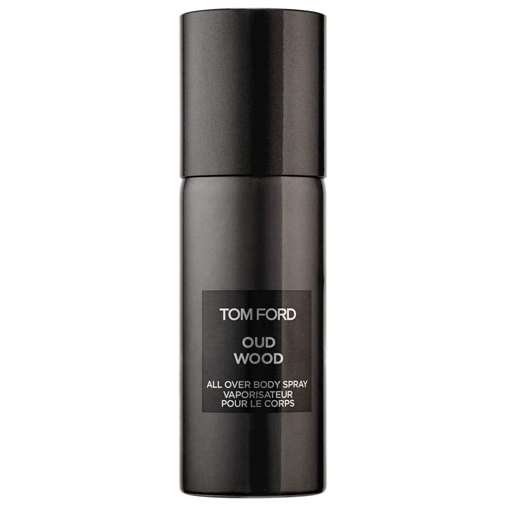 Tom Ford Oud Wood, zones-pulsation : diffusion durable sur les zones chaudes.
