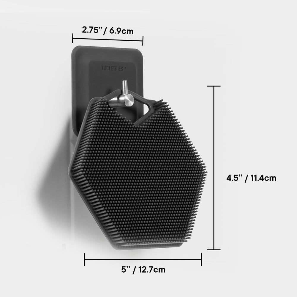 Anse accroche-douche pratique facilitant le rangement.