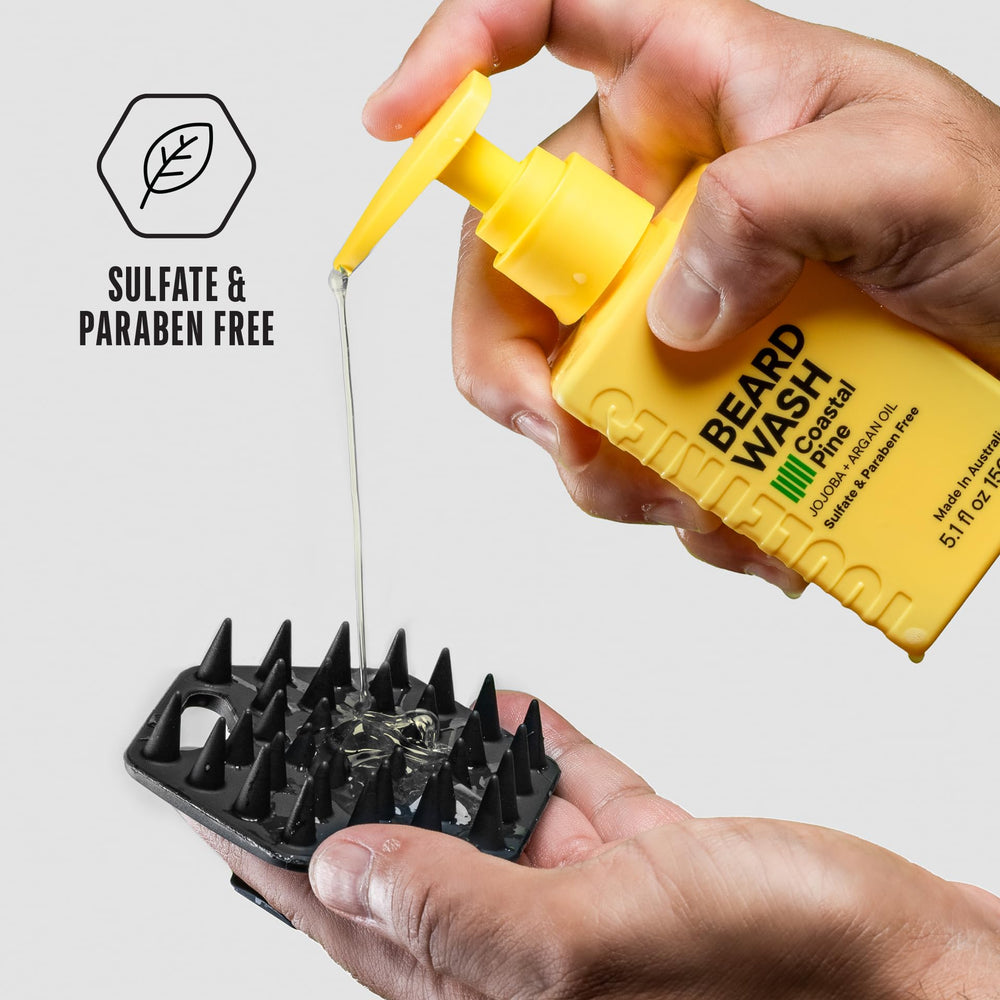 TOOLETRIES gommage barbe silicone: démonstration d'utilisation pour éliminer les résidus.