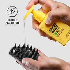 TOOLETRIES gommage barbe silicone: démonstration d'utilisation pour éliminer les résidus.