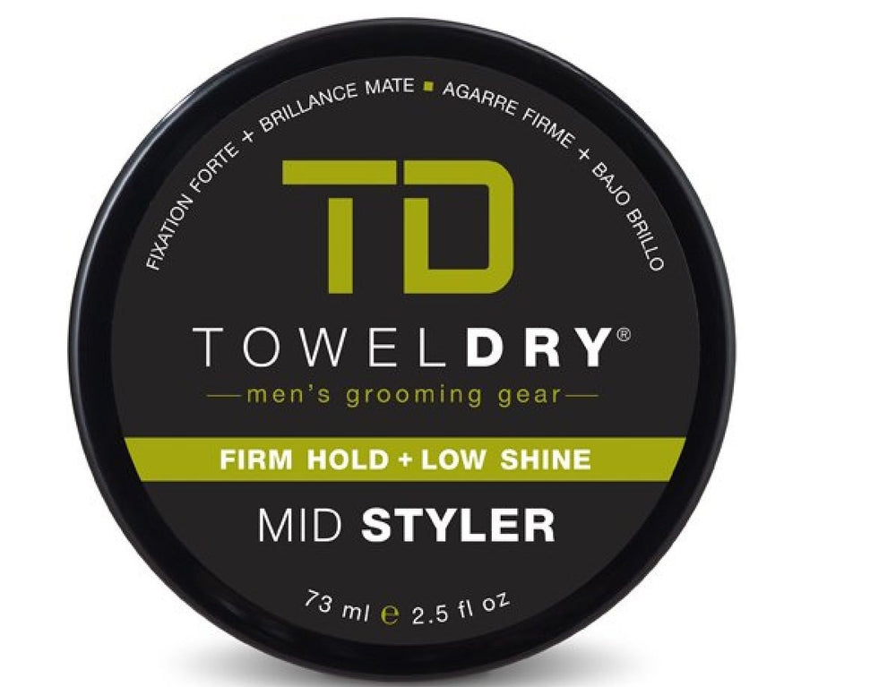 Towel Dry Mid Styler texture mate et tenue ferme pour cheveux masculins.