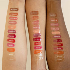 Tower 28 ShineOn Lip Jelly, teinte rosée, gloss non collant pour un look naturel.