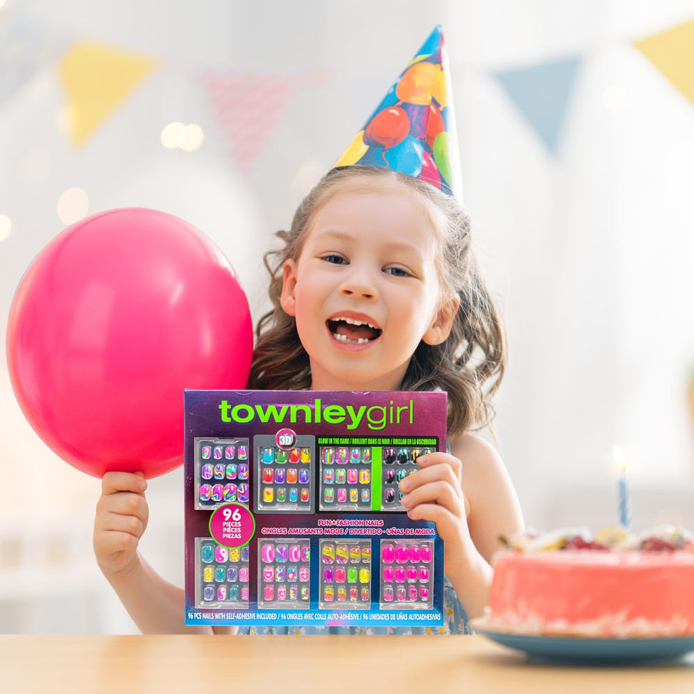Townley Girl coffret cadeau ongles prêt à offrir.