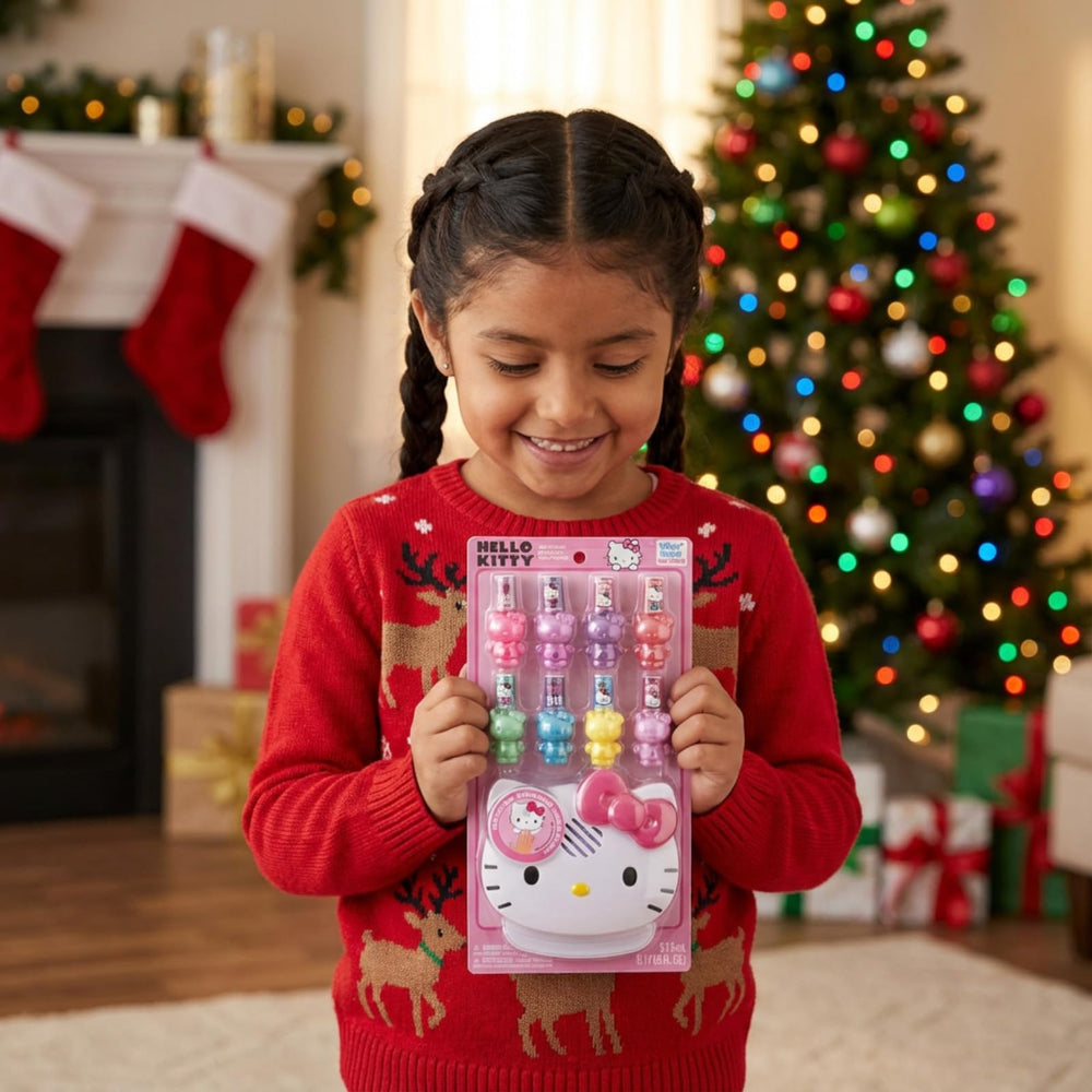 Kid-friendly polish set designed for ages 3 and up during pretend play.