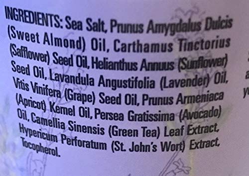 Trader Joe's gommage lavande application quotidienne pour peau douce et fraîche.