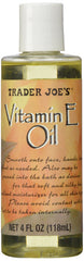 Bouteille Trader Joe's Vitamin E Oil prête à hydrater la peau