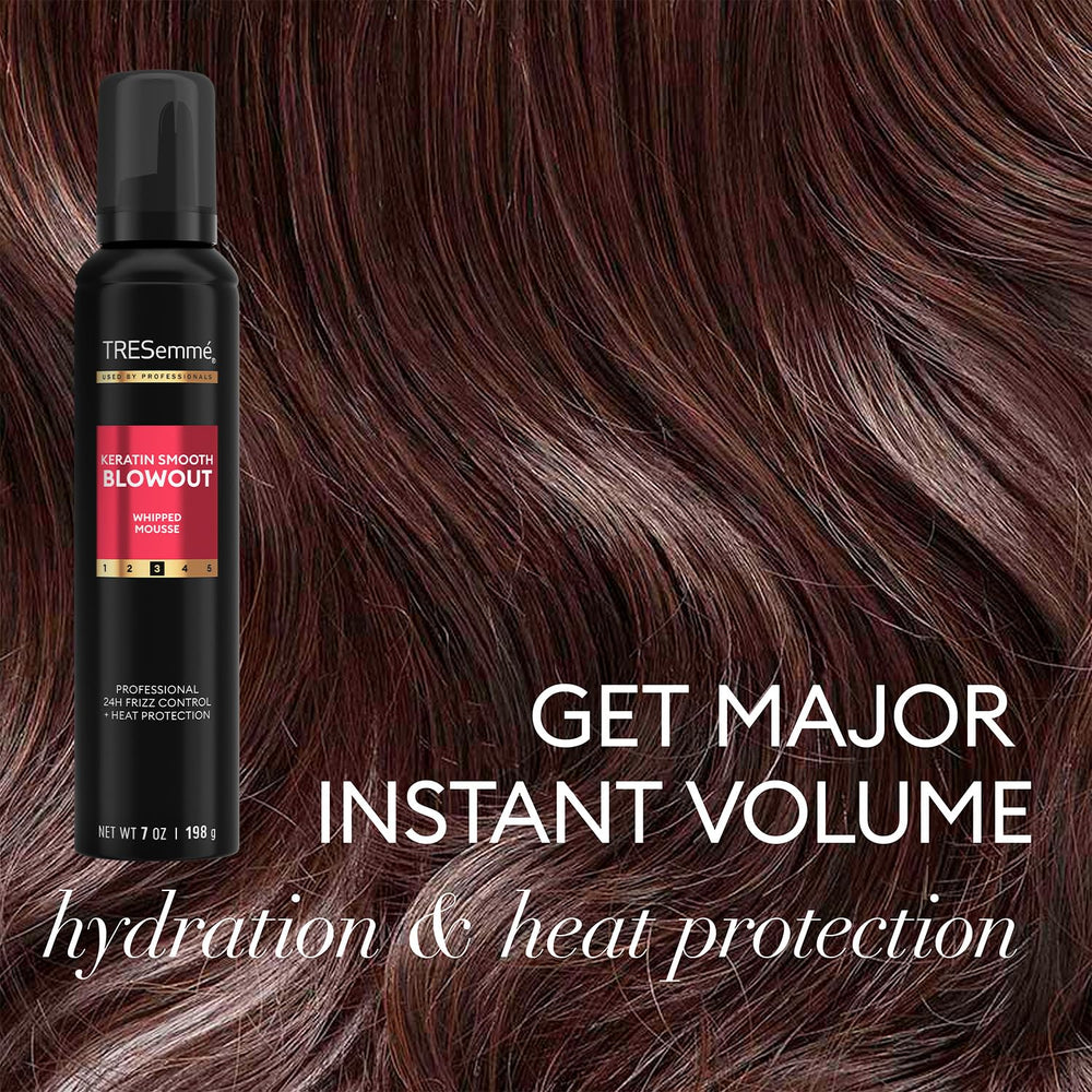 Cheveux lisses et brillants après l'utilisation des produits TRESemmé
