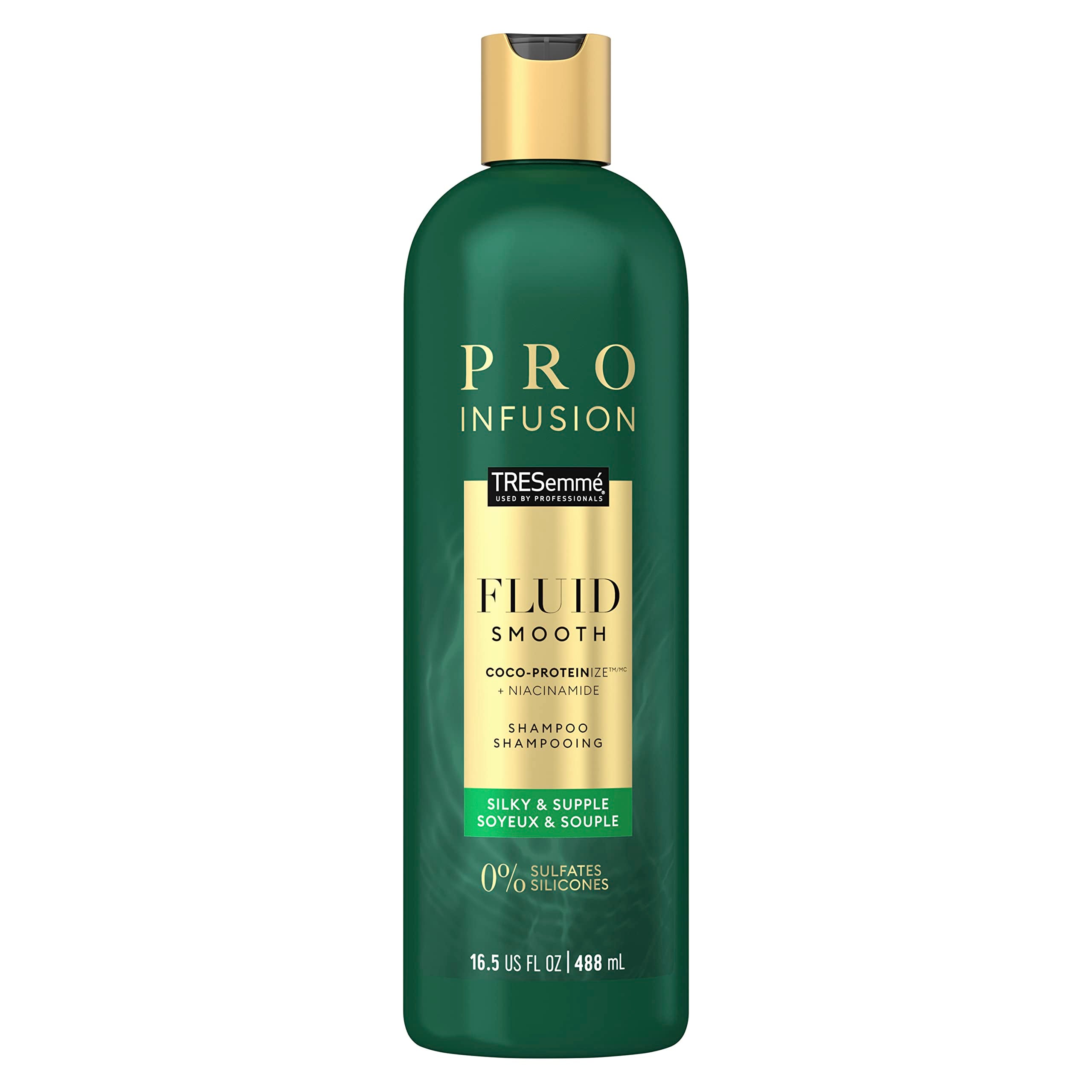TRESemmé lissage-fluide – bouteille montrant lissage et brillance naturels.