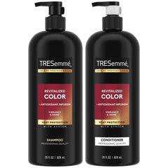 Shampoing TRESemmé color dans une bouteille, protection thermique et éclat durable.