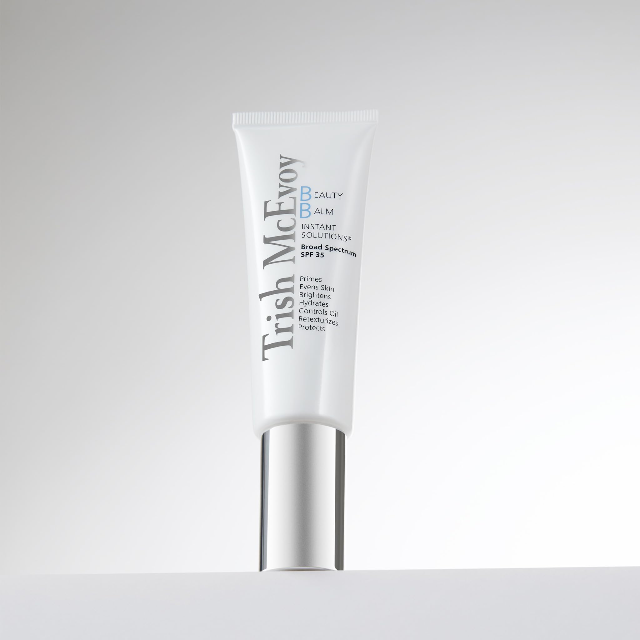Trish McEvoy Beauty Balm Instant Solutions SPF 35 – application facile et couvrance homogène