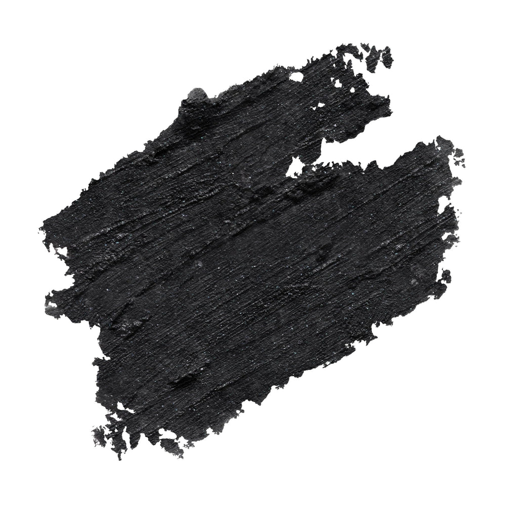Trish McEvoy Crayon-Gel Yeux Noir, application précise le long des cils.