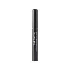 Trish McEvoy Lash Curling Mascara : brosse applicateur pour une application précise.