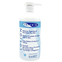 TRISWIM Lotion de natation — bouteille 32 oz avec pompe, pratique pour application rapide.