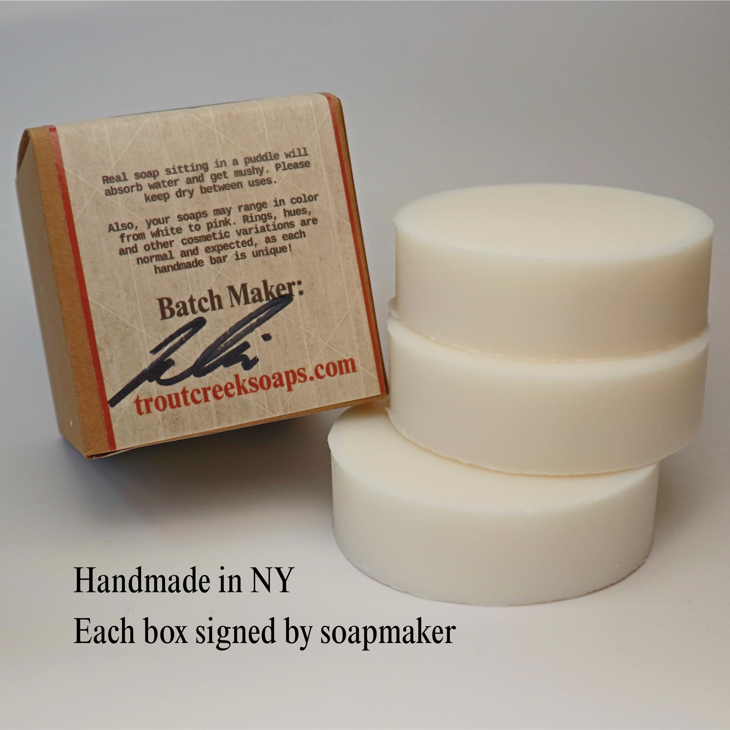 Texture riche et mousse crémeuse de Troutcreeksoaps pour un lavage doux.