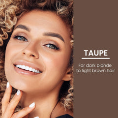 True + Luscious Brow Definer extrémité d'application, tracé net et contrôlé.
