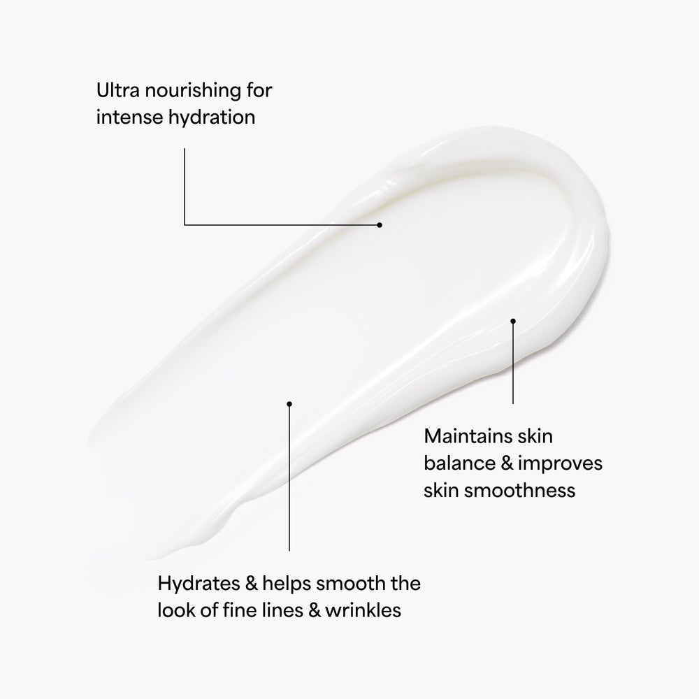 Close-up of MoistureLock pressed oil blend texture for ultra-nourishing hydration.