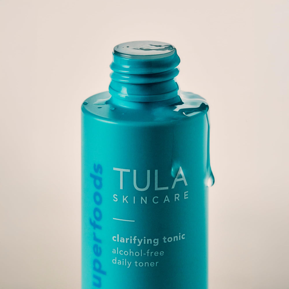 Usage matin et soir avec le tonique TULA, routine de soins complète.