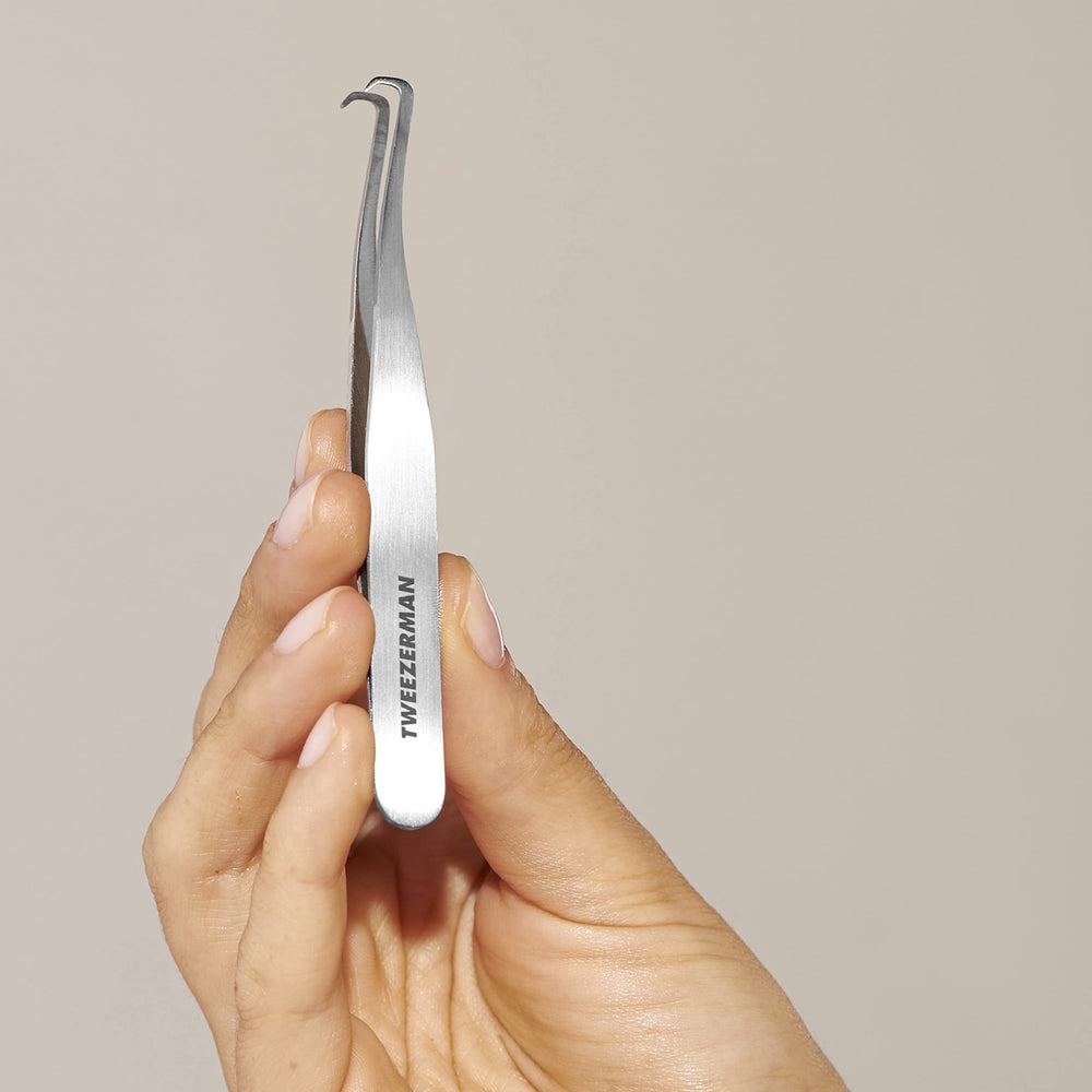 Tweezerman acier inox hygienique: matériel durable et facile a stériliser.