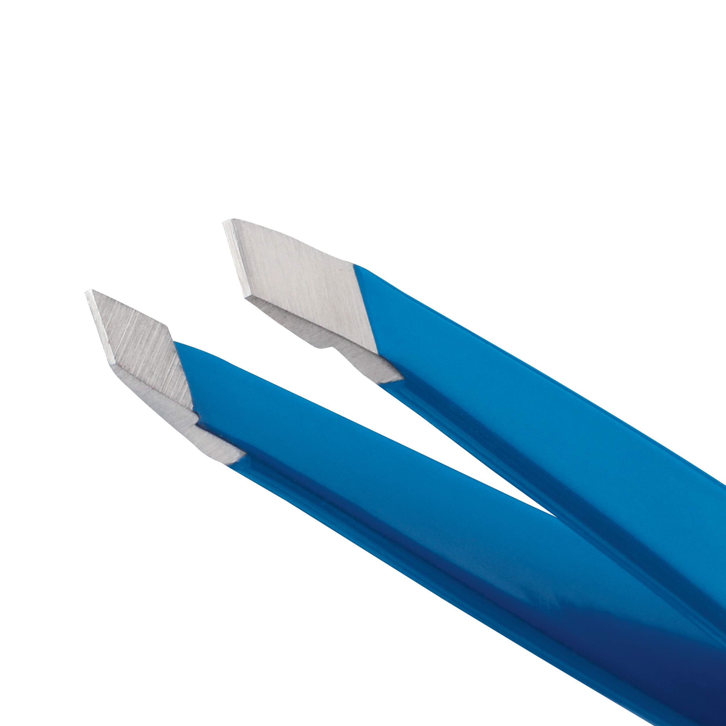 Tweezerman Mini Slant, format voyage conforme TSA pour le transport