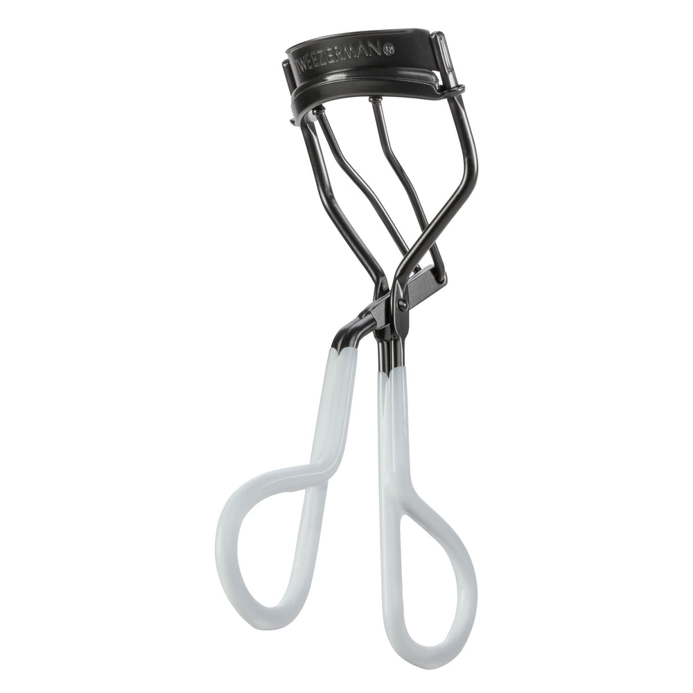 Tweezerman Onyx recourbe-cils à prise ergonomique pour un regard plus ouvert.
